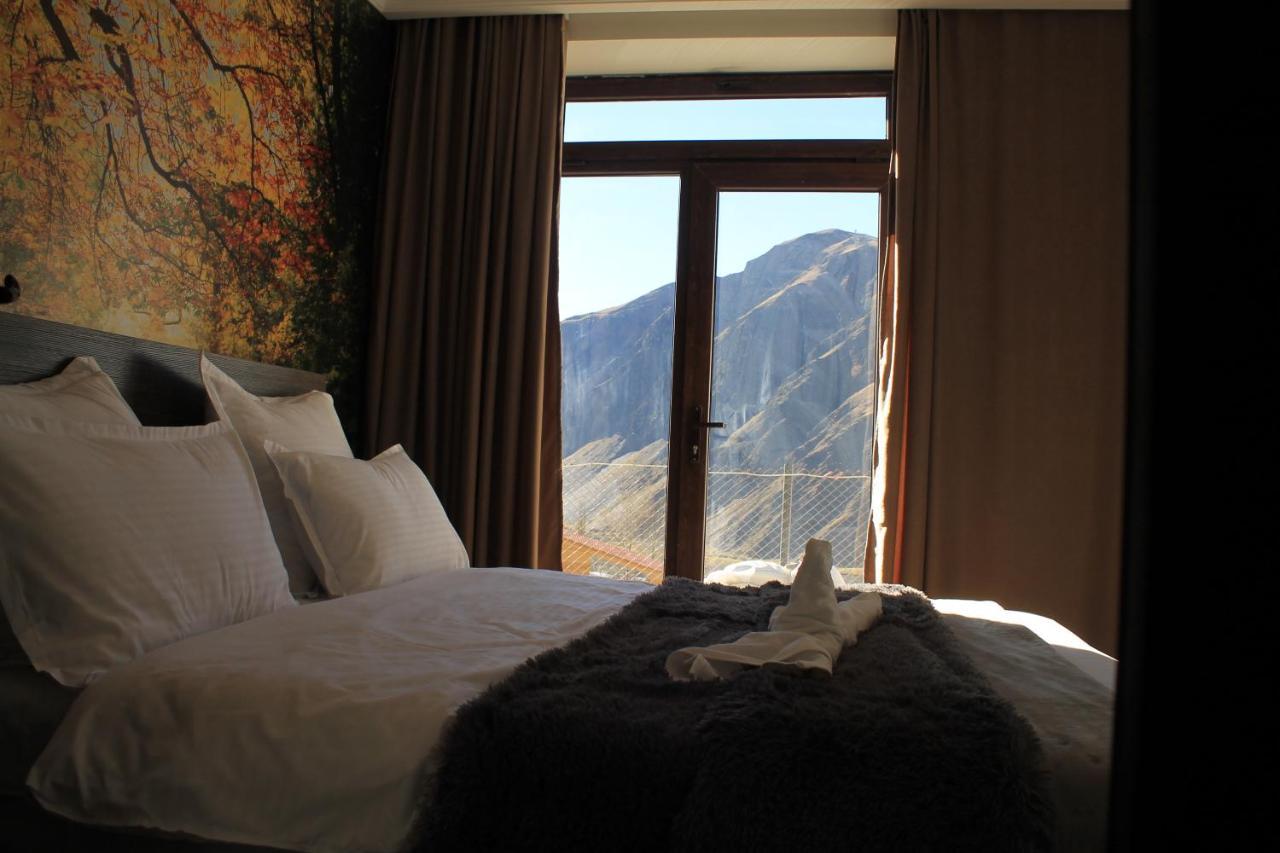Hotel Noa Kazbegi Exterior foto